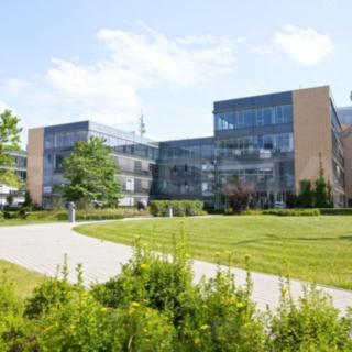 Pronájem kanceláře 2 810 m² Praha Jinonice, Radlická
