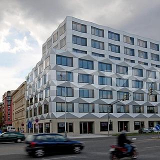 Pronájem kanceláře 458 m² Praha