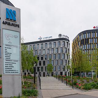 Pronájem kanceláře 793 m² Praha