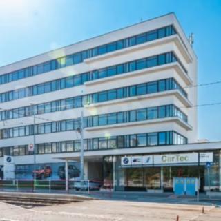 Pronájem kanceláře 2217 m² Praha