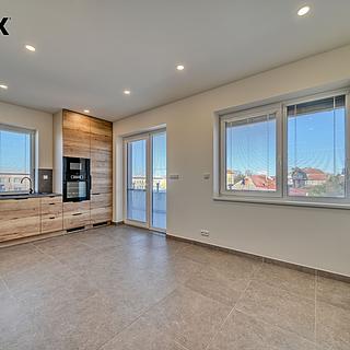 Pronájem bytu 2+kk 54 m² Kolín II, Pražská