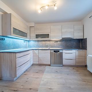 Prodej rodinného domu 180 m² Kolín II, Zborovská