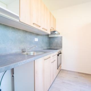 Pronájem bytu 2+1 55 m² Kolín II, Družstevní