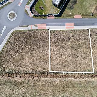 Prodej stavební parcely 830 m² Choťánky