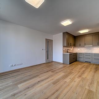 Pronájem bytu 2+kk 52 m² Nymburk, Bobnická