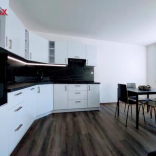 Prodej bytu 3+kk 70 m² Kolín II, Masarykova