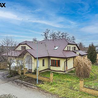 Prodej rodinného domu 255 m² Vrbová Lhota, Procházkova