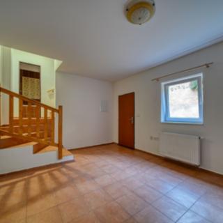 Pronájem bytu 2+1 56 m² Poděbrady III, Na Bělidlech