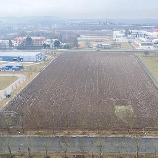 Prodej komerčního pozemku 15 659 m² Kolín