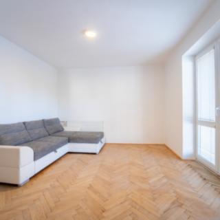 Prodej bytu 2+1 56 m² Kolín II, Benešova