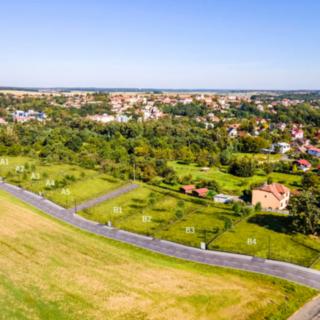 Prodej stavební parcely 887 m² Týnec nad Labem