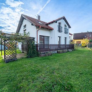 Prodej rodinného domu 146 m² Dolní Bousov, V Končinách