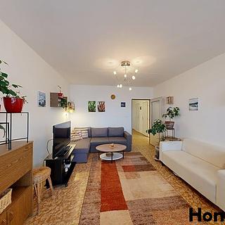 Prodej bytu 4+1 97 m² Praha, Kuttelwascherova