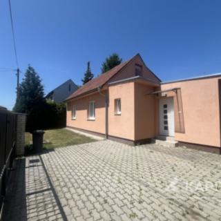 Prodej rodinného domu 76 m² Klecany