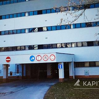 Pronájem parkovacího místa 16 m² Brno