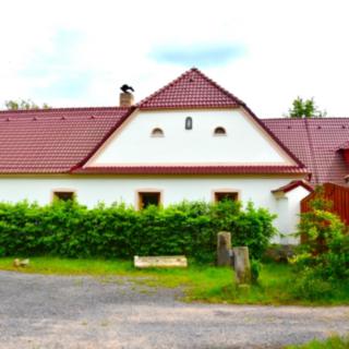 Prodej rodinného domu 600 m² Škvořetice