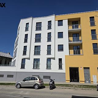 Pronájem bytu 1+kk, garsoniery 37 m&sup2; České Budějovice