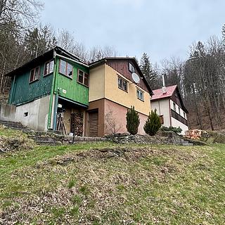 Prodej podílu chaty 60 m&sup2; Komorní Lhotka