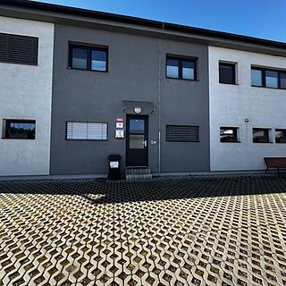 Pronájem bytu 2+kk 55 m² České Budějovice 2, V Březinách