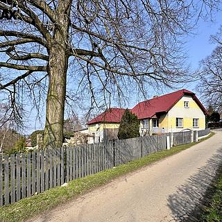 Prodej rodinného domu 130 m&sup2; Dolní Novosedly