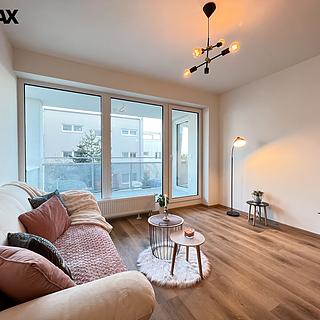 Pronájem bytu 4+kk 74 m&sup2; České Budějovice