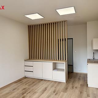 Pronájem kanceláře 22 m² Prachatice II, Vodňanská