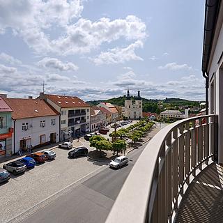 Prodej bytu 3+kk 84 m² Bystřice nad Pernštejnem, Masarykovo náměstí