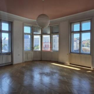 Pronájem bytu 3+1 108 m² Olomouc, tř. Svobody