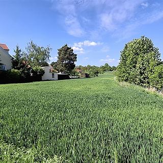 Prodej stavební parcely 4 525 m² Mladeč