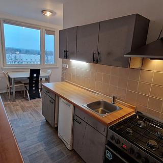 Prodej bytu 3+1 74 m² Olomouc Lazce, Urxova