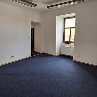 Pronájem kanceláře 120 m² Olomouc, Koželužská