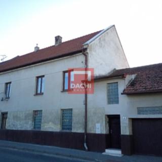 Prodej rodinného domu 206 m² Nezamyslice, 30. dubna