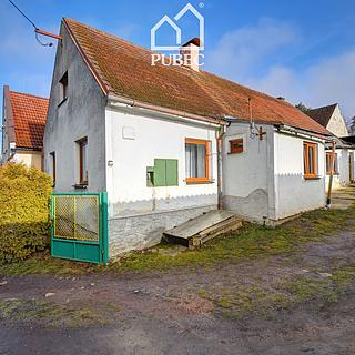 Prodej rodinného domu 90 m&sup2; Planá