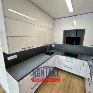 Pronájem bytu 2+kk 83 m² České Budějovice, Vrbenská
