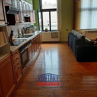 Pronájem bytu 2+kk 90 m² České Budějovice 3