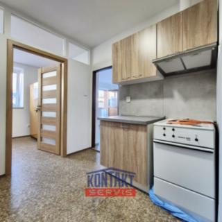 Pronájem obchodu 35 m² České Budějovice, Mánesova