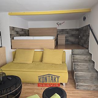 Pronájem bytu 1+kk a garsoniéry 39 m² Hluboká nad Vltavou, Žižkova