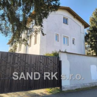 Pronájem bytu 5+1 a více 160 m² Domažlice Bezděkovské Předměstí, Masarykova
