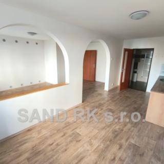 Pronájem bytu 2+kk 40 m² Poběžovice, náměstí Míru