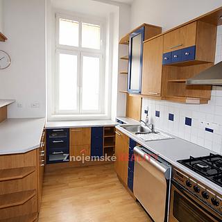 Pronájem bytu 1+1 39 m² Znojmo, Čermákova