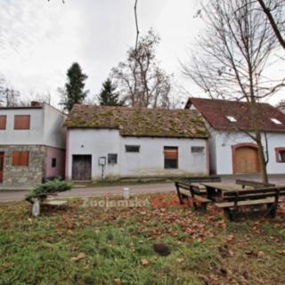 Prodej vinného sklepa 106 m² Chvalovice