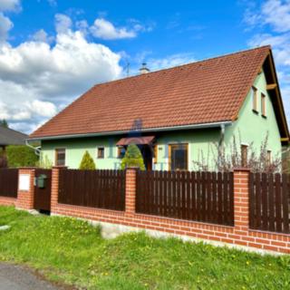 Prodej rodinného domu 244 m² Mírová