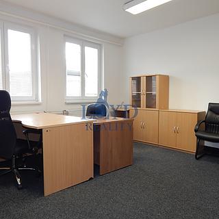 Pronájem kanceláře 20 m² Karlovy Vary Stará Role, Nádražní