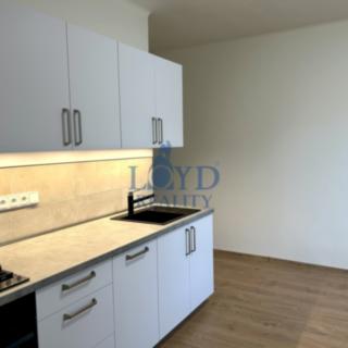Pronájem bytu 2+1 59 m² Karlovy Vary