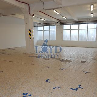 Pronájem skladu 320 m² Karlovy Vary Stará Role, Závodu míru