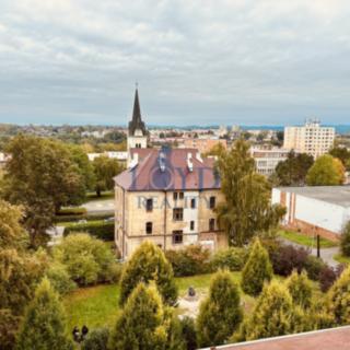 Prodej bytu 3+1 74 m² Karlovy Vary Rybáře, Majakovského