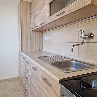 Pronájem bytu 1+kk a garsoniéry 30 m² Bezdružice, V Podzámčí