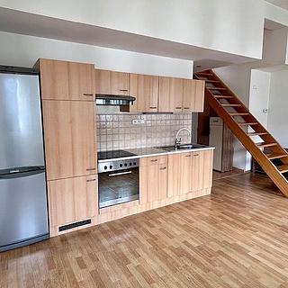 Pronájem bytu 2+kk 57 m² Praha