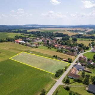 Prodej stavební parcely 8893 m² Albrechtice nad Vltavou
