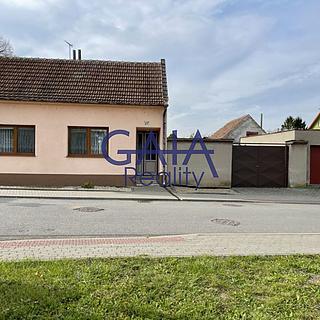 Prodej rodinného domu 143 m² Vnorovy, Dolní